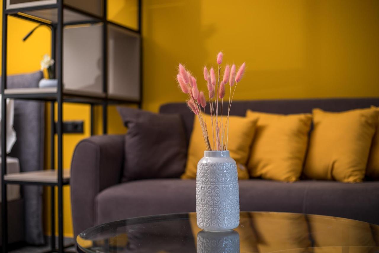 Gm Apartments-rhodes Luxury Living *