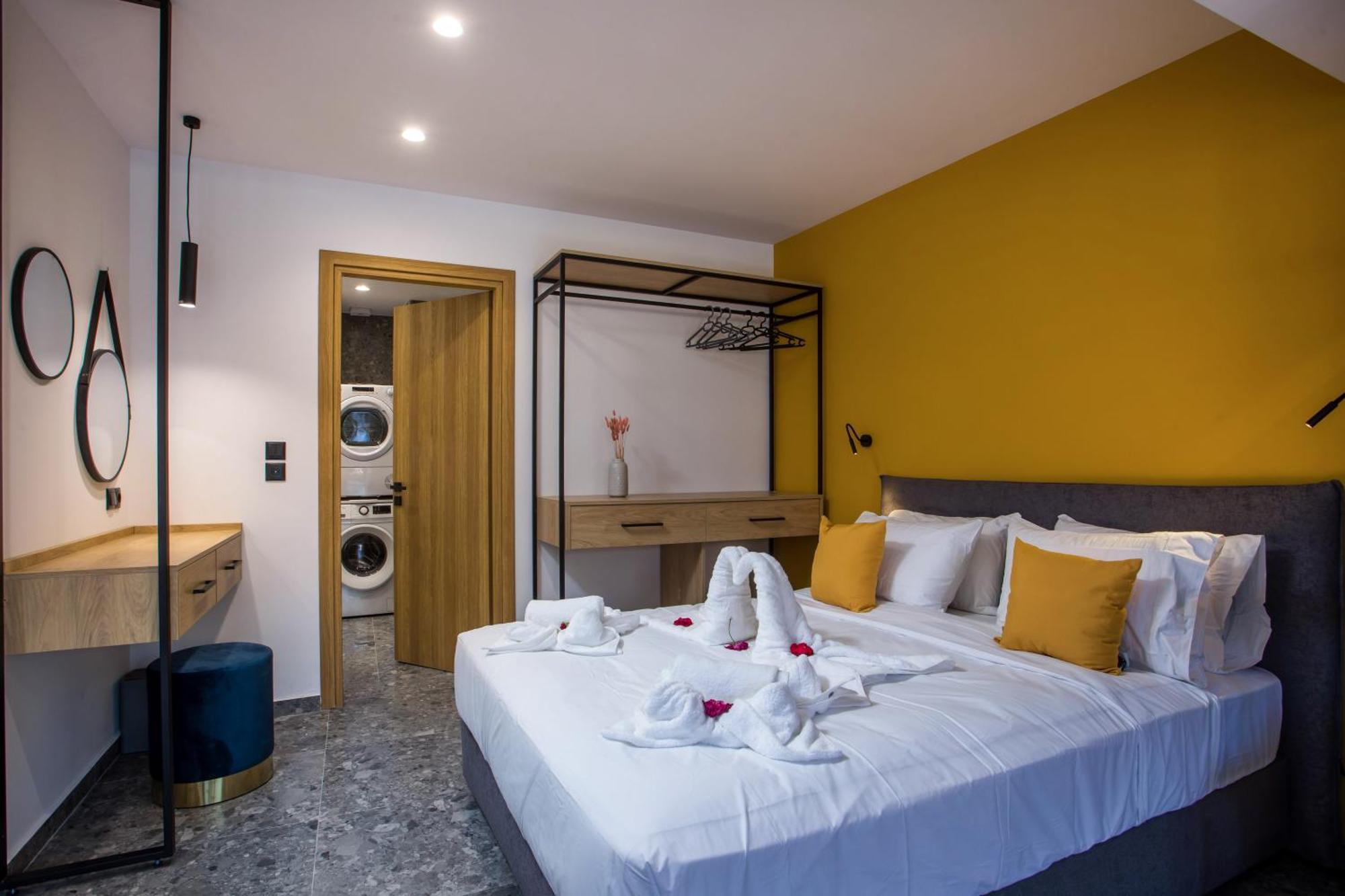 Gm Apartments-rhodes Luxury Living